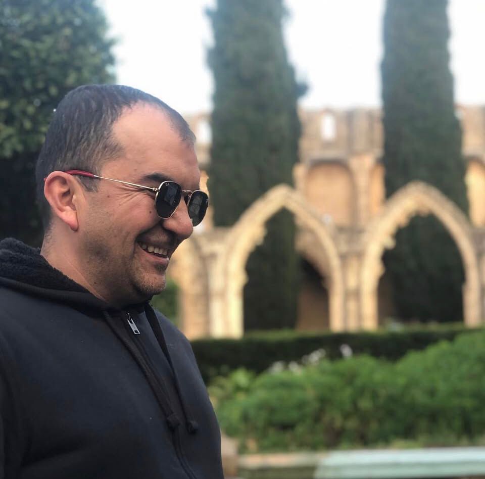 Parasız Yatılıdan Roman Kahramanına: Barış Bulut Röportajı
